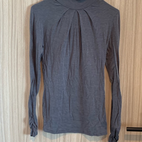 Twenty-one gray turtleneck sz. Medium - Picture 2 of 3